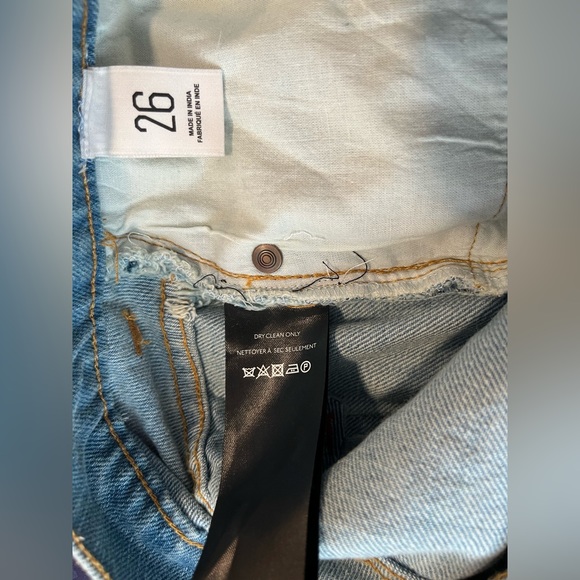 Gently Used BDG Urban Outfitters Women’s Bootleg Jeans with Patches Size 26 - Picture 11 of 12